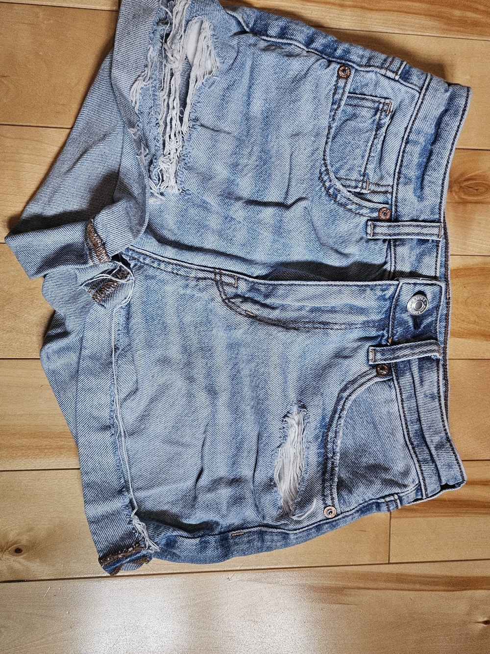 American Eagle Outfitters Light Wash Distressed Jean Shorts